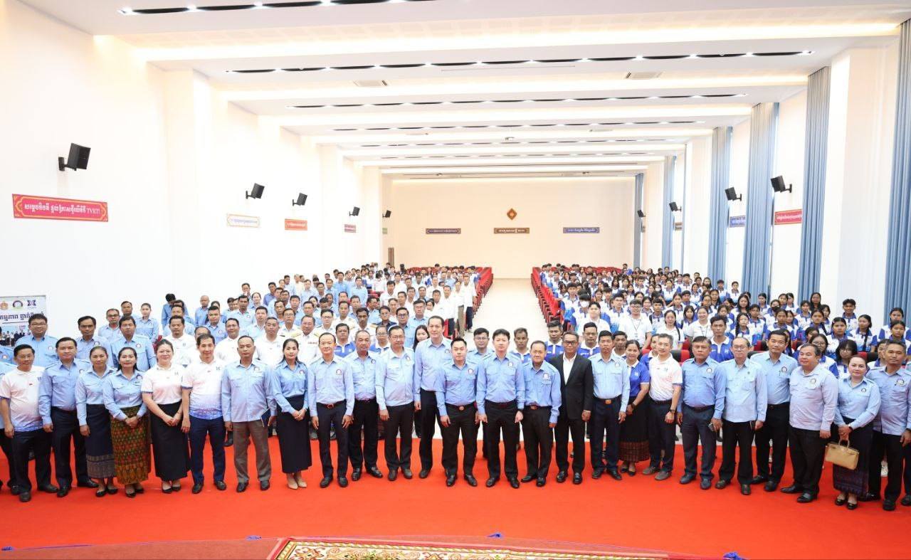 ឯកឧត្តម សុខ ពុទ្ធិវុធ បានអញ្ជើញជាអធិបតីក្នុងពិធីបើកដំណើរការបង្រៀនក្លឹបសិក្សា «មនសិការពលរដ្ឋល្អ» ខេត្តតាកែវ ឆ្នាំ២០២៦